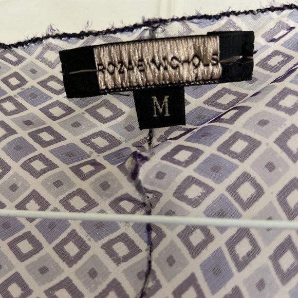 Rozae Nichols blouse with gold accents - Picture 4 of 7